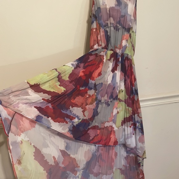 Guess dress - Picture 2 of 5